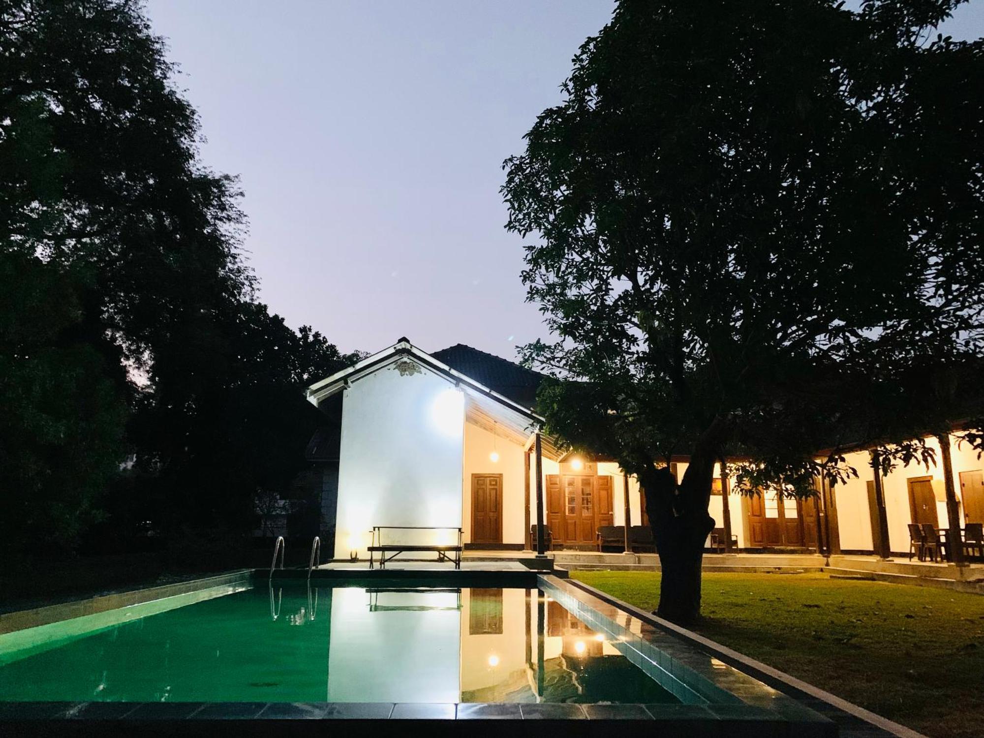 Stuart House Тангалла Экстерьер фото